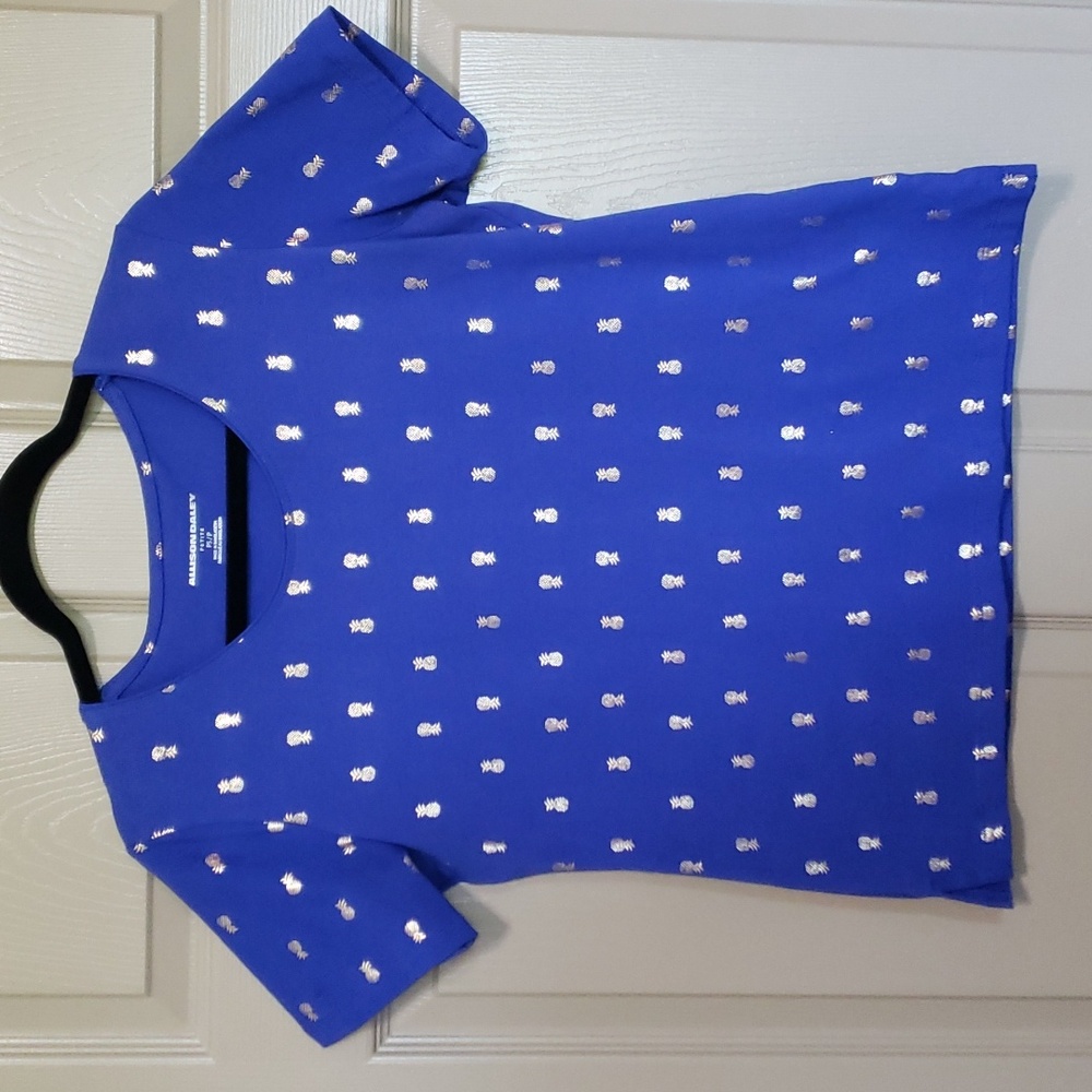Allison Daley petite Royal blue gold foil pineapple print top small petite